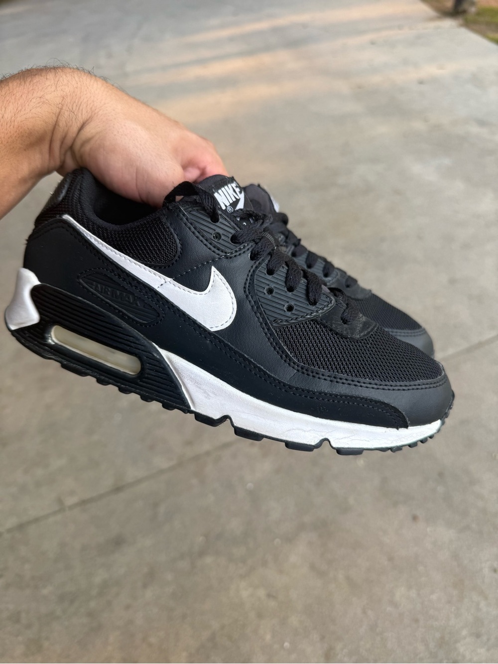 Nike Air Max 90 Black White Women's Running Sneakers CQ2560-001 Size 7.5 Used